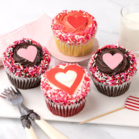 Product JUMBO Valentine's Day Cupcakes Purchased by Reviewer