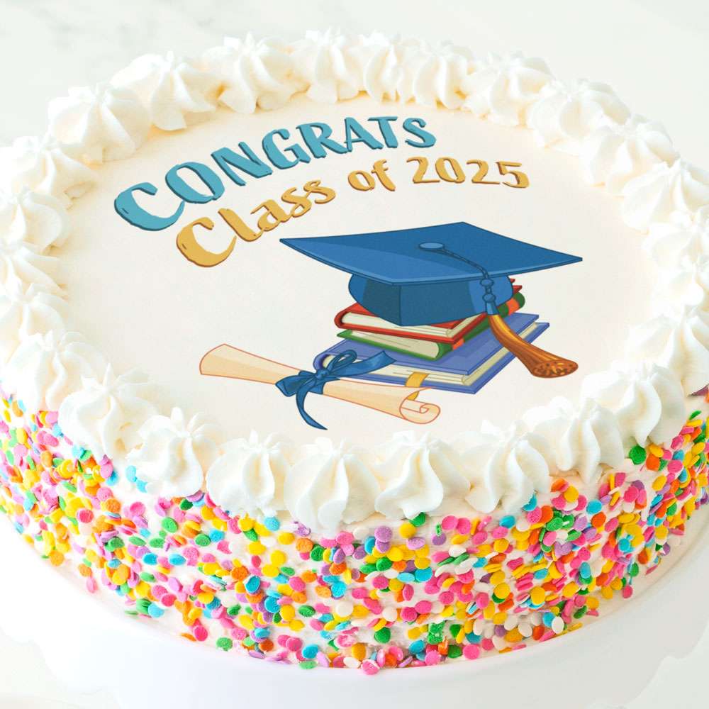 Class of 2025 Cake Close-up