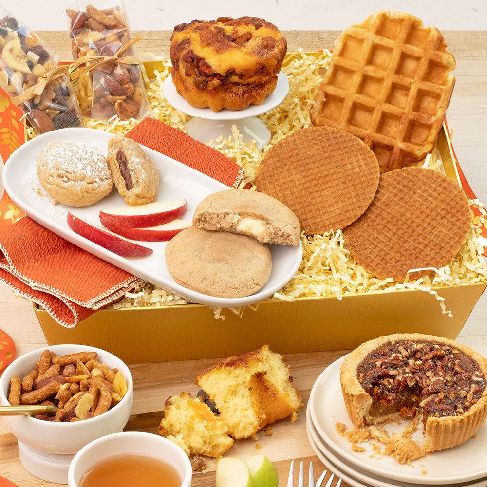 The Holiday Harvest Basket Close-up